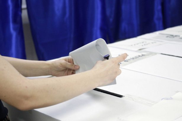 aep a aprobat lista celor 950 de sectii de votare din strainatate pentru alegerile prezidentiale si parlamentare 672259e870472