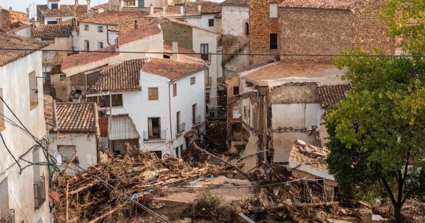 galerie foto imaginile dezastrului din spania cum arata zonele maturate de inundatii ne confruntam cu o situatie fara precedent 6722391949d0d
