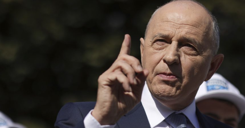 Geoană utilizează informațiile jurnaliștilor pe care i-a acuzat la începutul lunii că încearcă să îl „compromită” 1 geoana foloseste informatiile jurnalistilor pe care i a acuzat la inceputul lunii ca incearca sa il compromita 672321d440c56