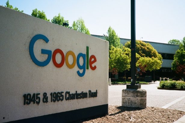 google condamnat de o instanta ruseasca la plata unei amenzi ce depaseste valoarea tuturor banilor din lume 67223e8967505