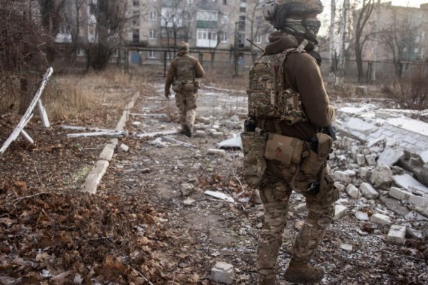 kievul vrea sa recruteze inca 160 000 de soldati pana acum au fost inrolati in armata peste un milion de ucraineni 67212a4d37b85