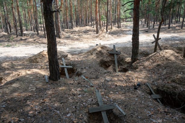 mediazona confirma identitatea a peste 75 000 de soldati rusi ucisi in ucraina numarul real ar putea fi de pana la zece ori mai mare 6721f38b5e9cd