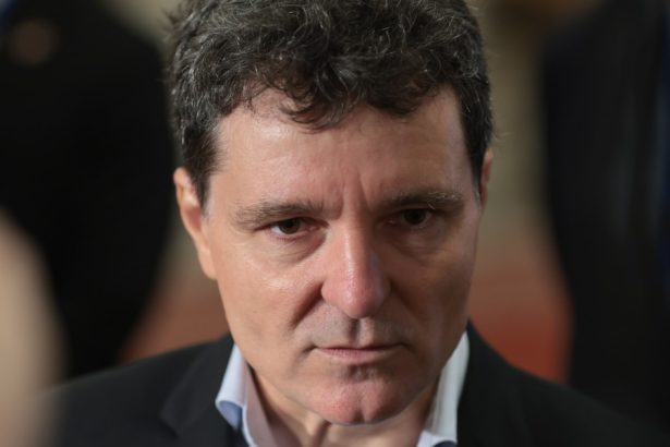 nicusor dan proiectul pentru organizarea referendumului din bucuresti in acelasi timp cu prezidentialele va fi votat maine in plen 67212bdf09a1b