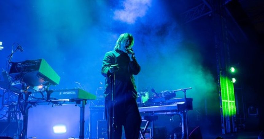 Thom Yorke a părăsit scena după ce a fost huiduit de un protestatar pro-Palestina: „Urcă şi spune ce vrei. Nu sta ca un laş”. 1 video thom yorke a plecat de pe scena dupa ce a fost huiduit de un protestatar pro palestina urca si spune ce vrei nu sta ca un las 67233021551cc