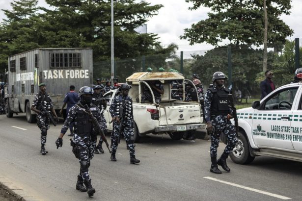 29 de adolescenti din nigeria ar putea fi condamnati la moarte dupa ce au fost trimisi in judecata pentru participarea la un protest 6727b140830ab