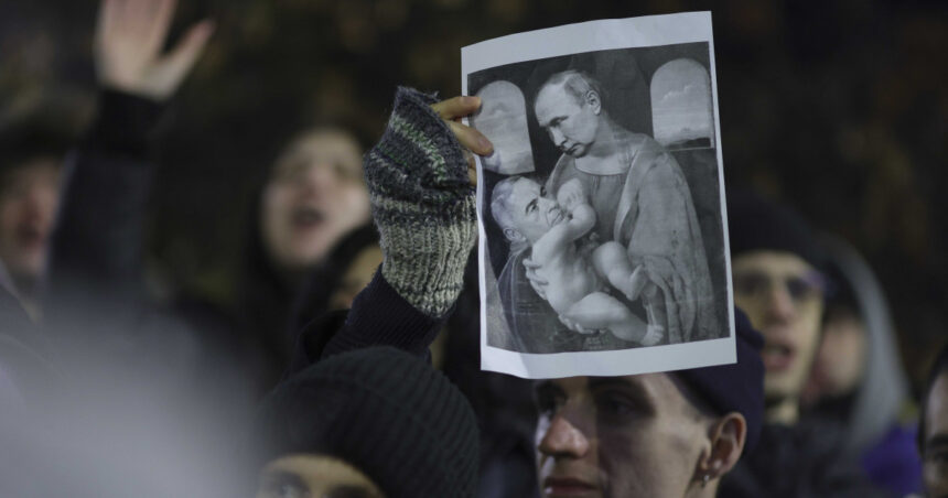 Analiză „Semnal de alarmă din România”. Presa occidentală discută despre „viziunea pesimistă asupra a ceea ce ar însemna o preşedinţie Georgescu” 1 analiza semnal de alarma din romania presa occidentala scrie despre imaginea sumbra a ceea ce ar aduce o presedintie georgescu 67457a696a99e