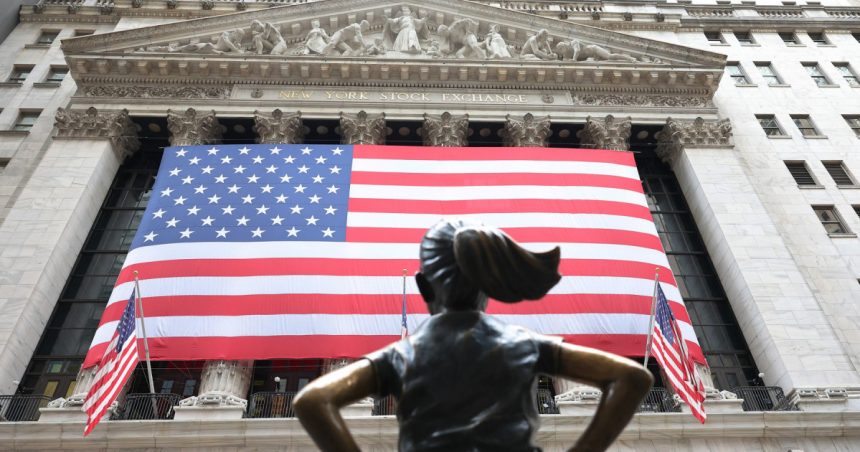 Băncile europene se pregătesc pentru turbulențele cauzate de concurența cu băncile americane, odată cu venirea lui Donald Trump. 1 bancile europene se pregatesc de turbulentele in urma concurentei cu bancile americane odata cu venirea lui donald trump 6731b38355b8c