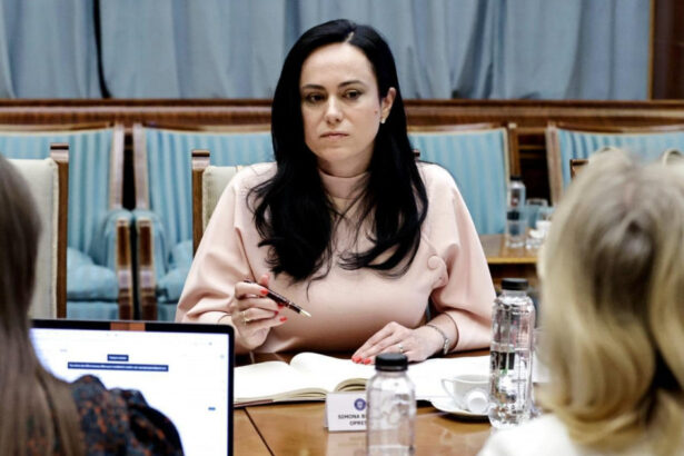 cand vor primi banii pensionarii dupa recalcularea pensiilor anuntul ministrei muncii simona bucura oprescu 673b7d73b06c1