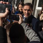 candidatul la presedintie stoianoglo nu stie bine limba oficiala a tarii sale romana dar are o iesire nervoasa in fata presei 67278a58486c9