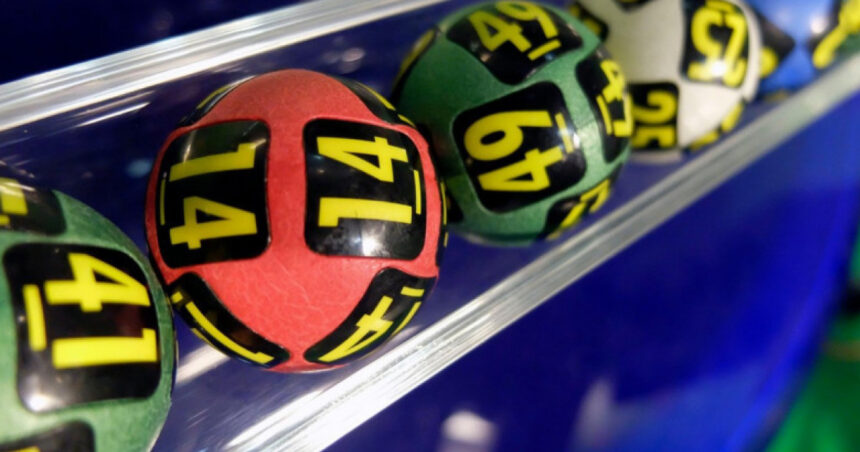 Câștigătorul premiului de 9,58 milioane de euro la Loto 6 din 49 și-a încasat suma. Ce informații avem despre el și despre biletul câștigător. 1 castigatorul premiului de 958 milioane de euro de la loto 6 din 49 si a ridicat banii ce stim despre el si despre biletul norocos 673ca5c7ab0cf