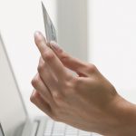 Cum încearcă magazinele online să afecteze comportamentul consumatorilor de „Black Friday” 3 cum incearca magazinele online sa influenteze comportamentul oamenilor de black friday 67290be58c3d0