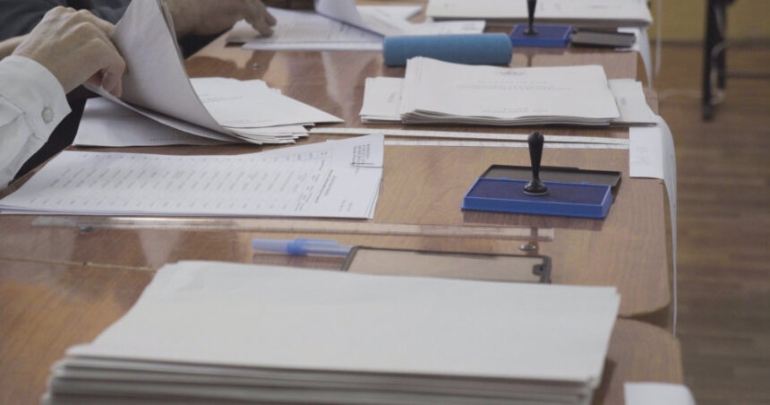 Cum se va desfășura votul duminică la referendumul lui Nicușor Dan. Aproape 1,8 milioane de bucureșteni sunt așteptați să se prezinte la urne. 1 cum se va vota duminica la referendumul lui nicusor dan aproape 18 milioane de bucuresteni sunt asteptati la urne 67403cb63760c