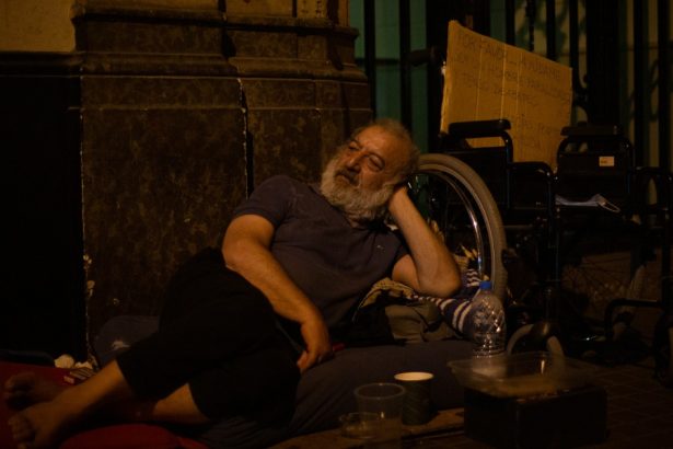 descindere in timisoara audieri in cazul unor persoane cu handicap puse sa cerseasca si al unei femei cu hiv puse sa se prostitueze 6728b2d3025b9