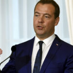 dmitri medvedev ameninta cu o riposta nucleara a rusiei daca occidentul va dota ucraina cu arme atomice 6745ba278cdd8