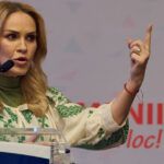 După demisia lui Marcel Ciolacu, Gabriela Firea lansează un atac: Între alegerile locale și cele prezidențiale, am pierdut 30.000 de voturi în București. 3 dupa demisia lui marcel ciolacu gabriela firea iese la atac intre locale si prezidentiale am pierdut in bucuresti 30 000 de voturi 674596d41bae2