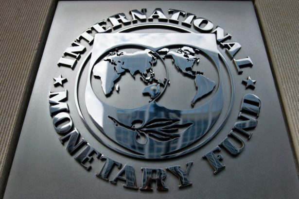 fmi vine la bucuresti pentru actualizarea prognozelor institutia si a redus deja estimarile de crestere economica 672a72b95f40c