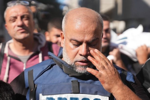 foto nu mi am putut plange copiii povestea jurnalistului palestinian care a ales sa ramana pe front dupa o pierdere devastatoare 6724eb187a38c