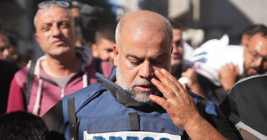 foto nu mi am putut plange copiii povestea jurnalistului palestinian care a ales sa ramana pe front dupa o pierdere devastatoare 6724eb187a38c