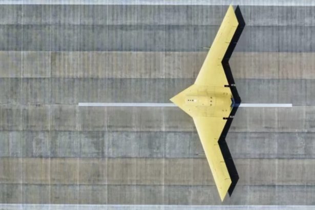 galerie foto china dezvaluie un bombardier stealth fara pilot cu autonomie de zbor de 15 ore 6734a7652ac30