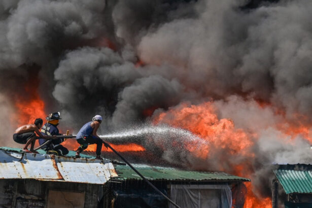 galerie foto incendiu masiv in filipine cel putin 2 000 de familii au ramas fara locuinte dupa ce flacarile au distrus totul in doar opt ore 67457de73ae2f