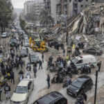 galerie foto libanezii se intorc acasa ignora avertismentele si formeaza cozi de masini dupa armistitiul dintre israel si hezbollah 6747327fb64d2