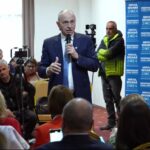 geoana isi anunta retragerea din politica trebuie sa pui ghetele in cui intr un anumit moment 67443e5321f76