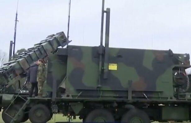 germania propune nato desfasurarea unor unitati patriot in polonia pentru a apara un nod logistic de o importanta capitala in livrarea de material ucrainei 67499df242291