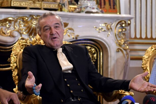gigi becali a vrut sa isi faca propria televiziune nu au voie femeile sa vina cu decolteu iar pe fundal puneam muzica religioasa 674b0780c03b6