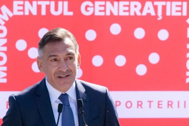 ilie dumitrescu anticipeaza o mutare de impact la dinamo cred ca il vor semna 674b856eb055d