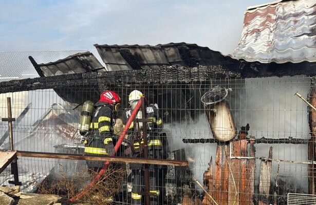 incendiu la o pensiune din judetul tulcea 6749b33cb0b98