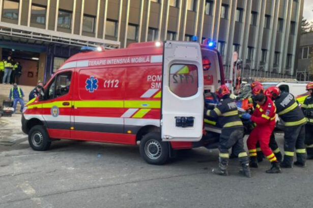 incident grav in cluj un barbat a cazut in putul liftului victima a fost intubata si transportata la spital 673fafe23e053
