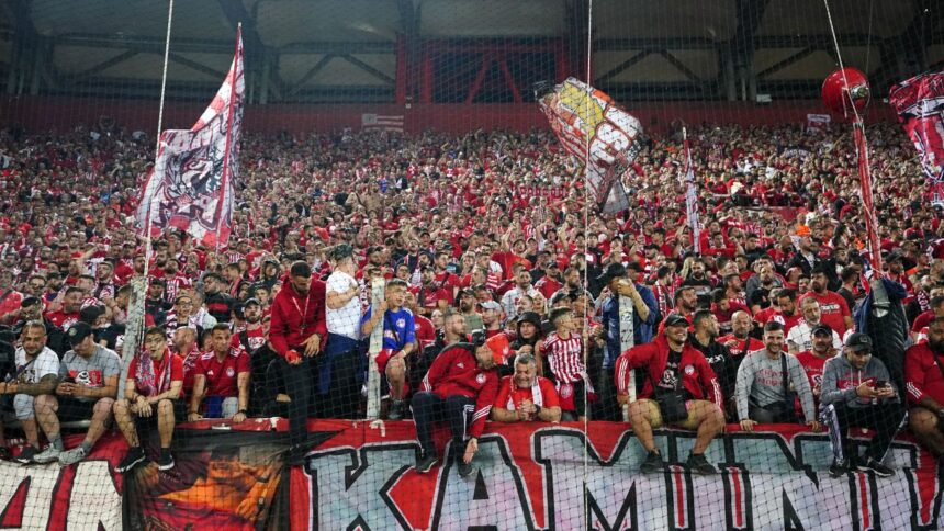 Invazie alb-roșie la București! Câți fani va avea Olympiakos pe Arena Națională, la meciul cu FCSB 1 invazie alb rosie la bucuresti cati fani va avea olympiakos pe arena nationala la meciul cu fcsb 674859c3f1f6f