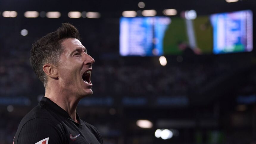 Lewandowski, rege în Champions League! A marcat golul 100: doar Messi și Ronaldo au reușit până acum. 1 lewandoski rege in champions league a inscris golul 100 doar messi si ronaldo au resit pana acum 6746310a31e90