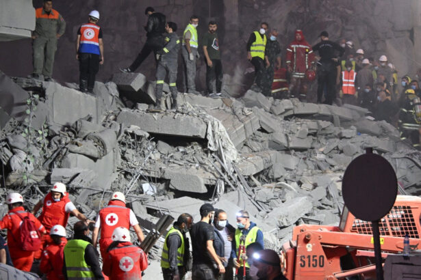 liban acuza israelul ca a bombardat o cladire rezidentiala din centrul beirutului un masacru terifiant 67418ceb88e79