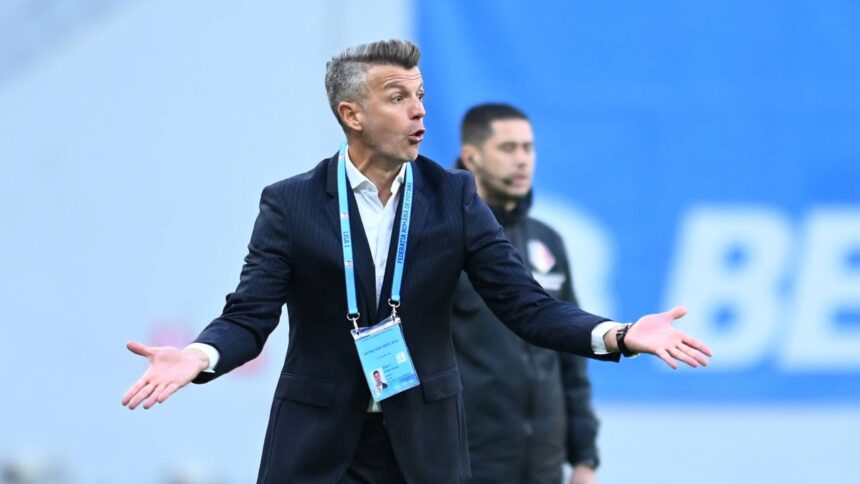 live text ovidiu burca si claudiu niculescu debuteaza acum la noile echipe show total in meciul lui clau gol 4 0 in 35 674adfcea8cd8