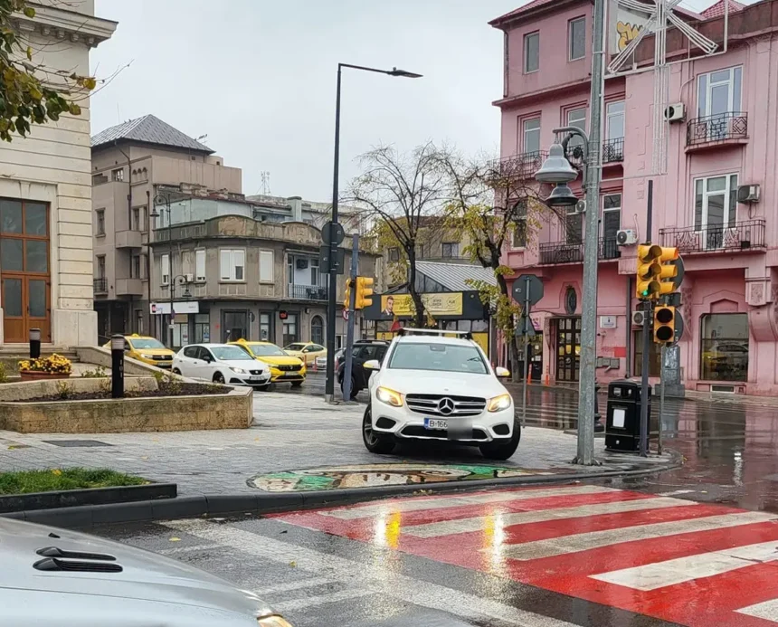 mercedes parcat pe trotuar in constanta sofer amendat dupa ce imaginile au ajuns online 6737d9085f28c