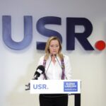 mesajul lui lasconi pentru turul doi sa fim mai uniti ca niciodata inclusiv cu domnul ciolacu si el este roman video 674a01c95e2ac