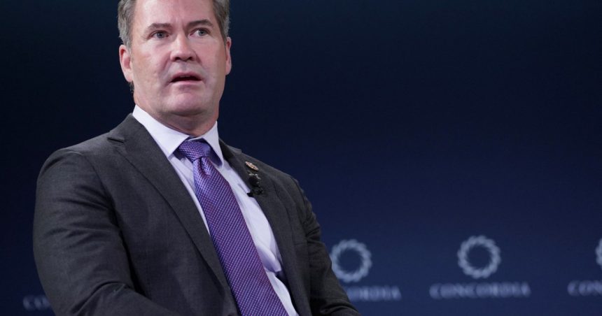 Mike Waltz, fost membru al Beretelor Verzi, numit consilier pentru securitate națională de către Trump 1 mike waltz fost membru al beretelor verzi ales de trump sa i fie consilier pentru securitate nationala 6732ec7df2fb7