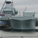 o drona spion a fost descoperita urmarind portavionul britanic hms queen elizabeth in portul hamburg 674357f7ad3ea