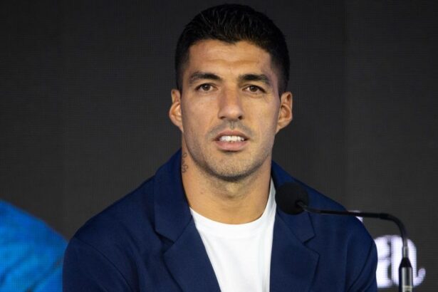 oficial luis suarez a semnat contract pana in 2025 67473f8c275fd