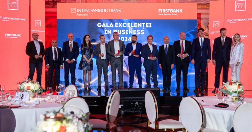 Excelența în afaceri premiată de Intesa Sanpaolo Bank Romania și First Bank. 1 p excelenta in afaceri premiata de intesa sanpaolo bank romania si first bank 673745263b4ff
