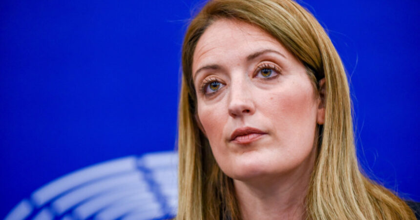 Parlamentul European va permite anchete interne efectuate de procurorii coordonați de Laura Codruța Kovesi 1 parlamentul european va permite anchete interne efectuate de procurorii laurei codrutei kovesi 674894d97d6d7