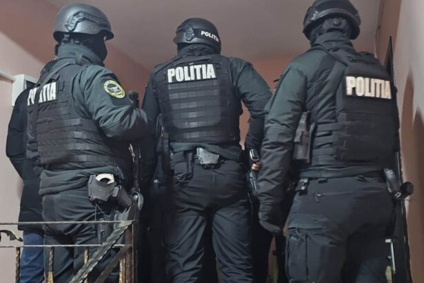 perchezitii intr un dosar penal de inselaciune cu prejudiciu de peste 870 000 de lei 673cec3bcfa40