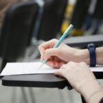 peste 10 000 de candidati sustin duminica examenul de intrare in rezidentiat 2024 cand se vor afisa rezultatele 6739ca9856ad2