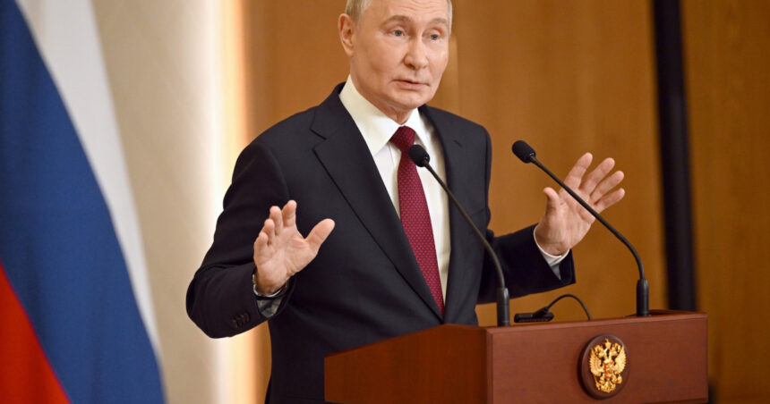 Putin amenință să atace Kievul cu rachete, Oreșnik comentând: „Astăzi, în cursul zilei, totul este posibil” 1 putin ameninta sa loveasca kievul cu rachete oresnik apoi face glume sovietice astazi in cursul zilei totul este posibil 6749770821988