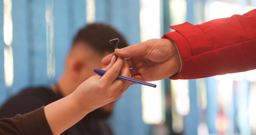 Referendum București 2024, rezultate finale: Peste 60% dintre bucureșteni au votat afirmativ la primele două întrebări 1 referendum bucuresti 2024 rezultate finale peste 60 dintre bucuresteni au votat da la primele doua intrebari 6744b077dfd0e