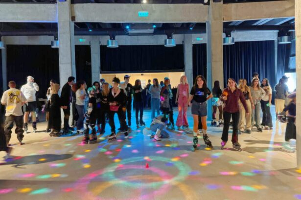roller disco cea mai mare petrecere pentru amatorii de role si distractie in weekend in bucuresti 6745b359d2c49