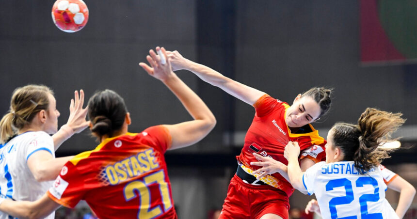 România a obținut o victorie la Campionatul European de handbal feminin, după ce a fost condusă timp de 56 de minute, inclusiv cu 6 goluri. 1 romania a debutat cu victorie la campionatul european de handbal feminin dupa ce a fost condusa 56 de minute chiar si cu 6 goluri 674b24282d3ce