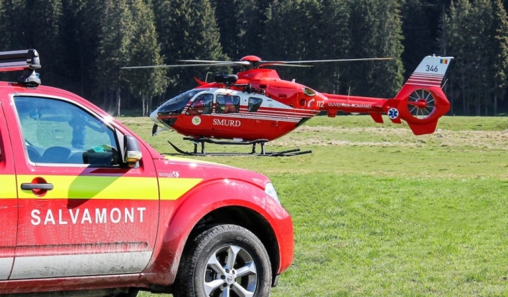 Salvamont: 25 de persoane au fost salvate de pe munte în ultimele 24 de ore. 1 salvamont 25 de persoane au fost salvate de pe munte in ultimele 24 de ore 6742d90c79e8c