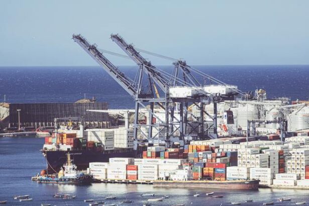 sectorul transporturilor maritime se confrunta cu o lipsa globala de marinari ceea ce genereaza probleme inclusiv accidente pe mare si cresterea tarifelor 67483af25ce2b